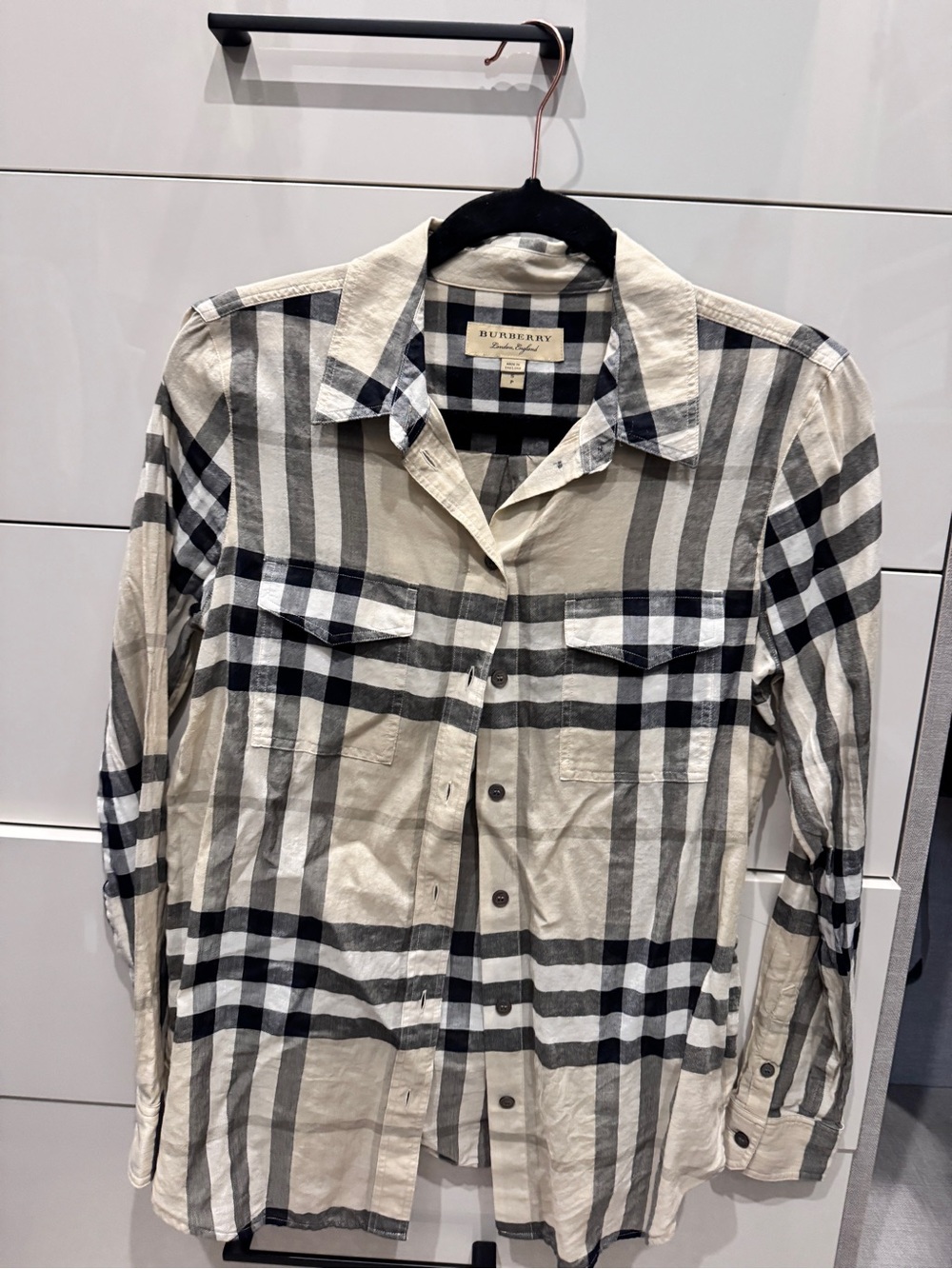 Burberry women’s Cream and Black Check Casual Button-Down Shirt